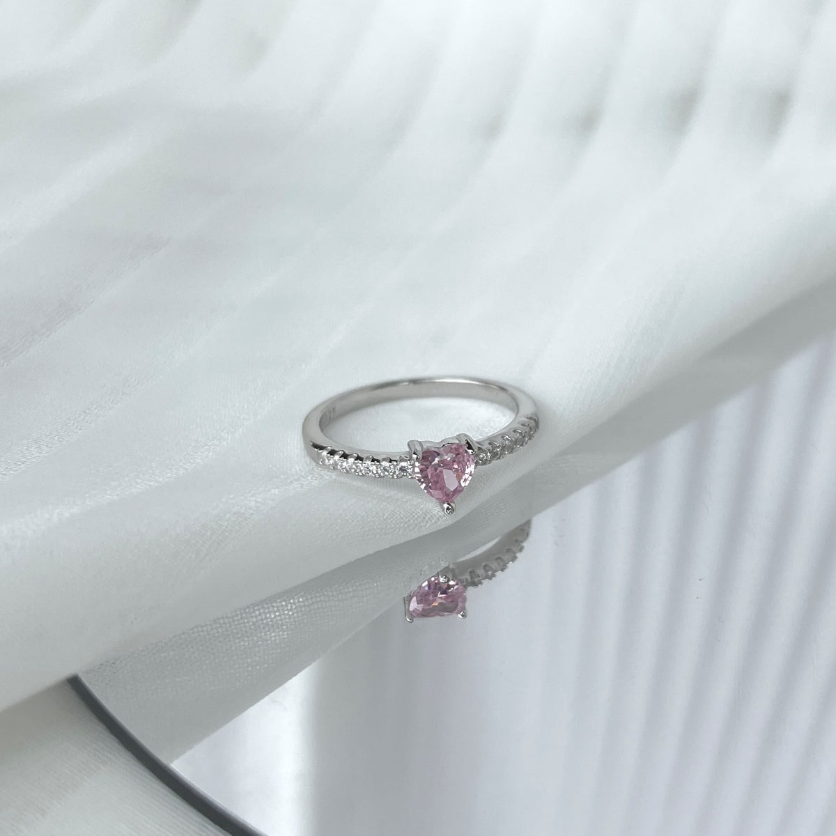 [Violet JW]0.5 Carat CaratEternity Charming Heart Shape Lover Ring