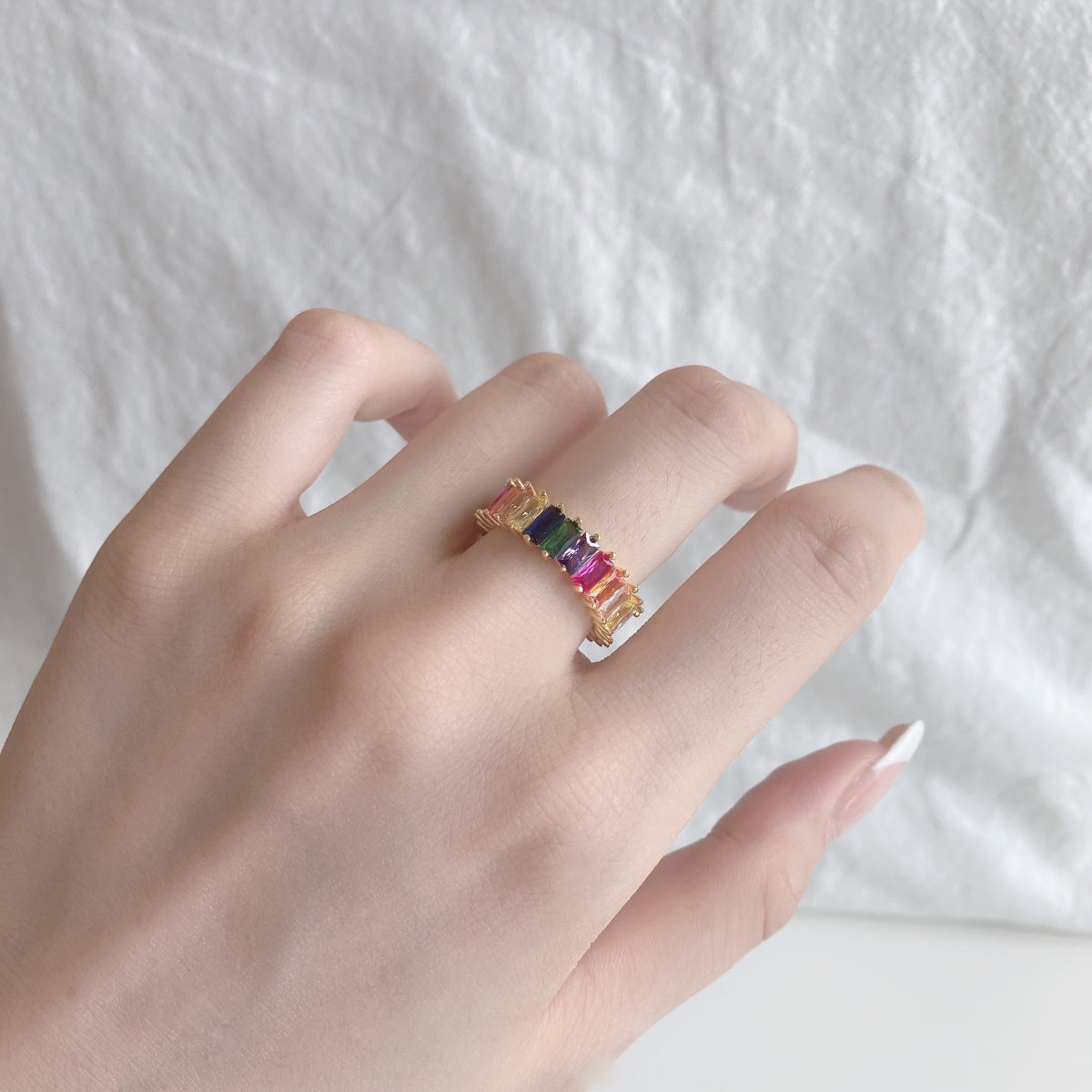 [Violet JW]Unique Colorful Radiant Cut RIng