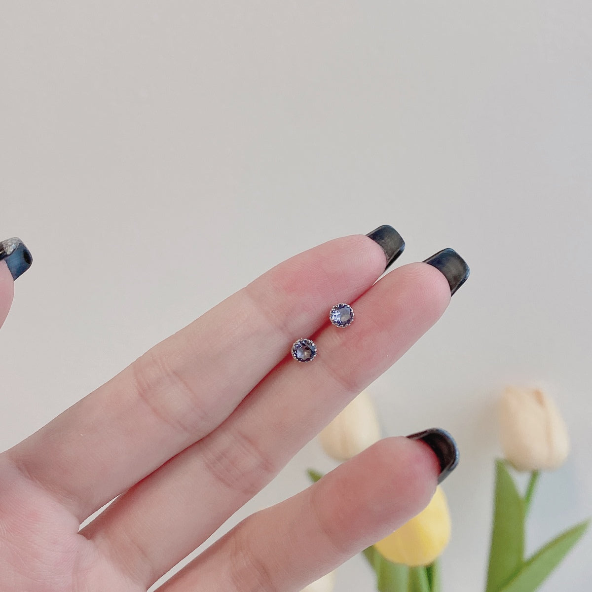 [Violet JW]Sparkling Colorful Round Shape Earrings