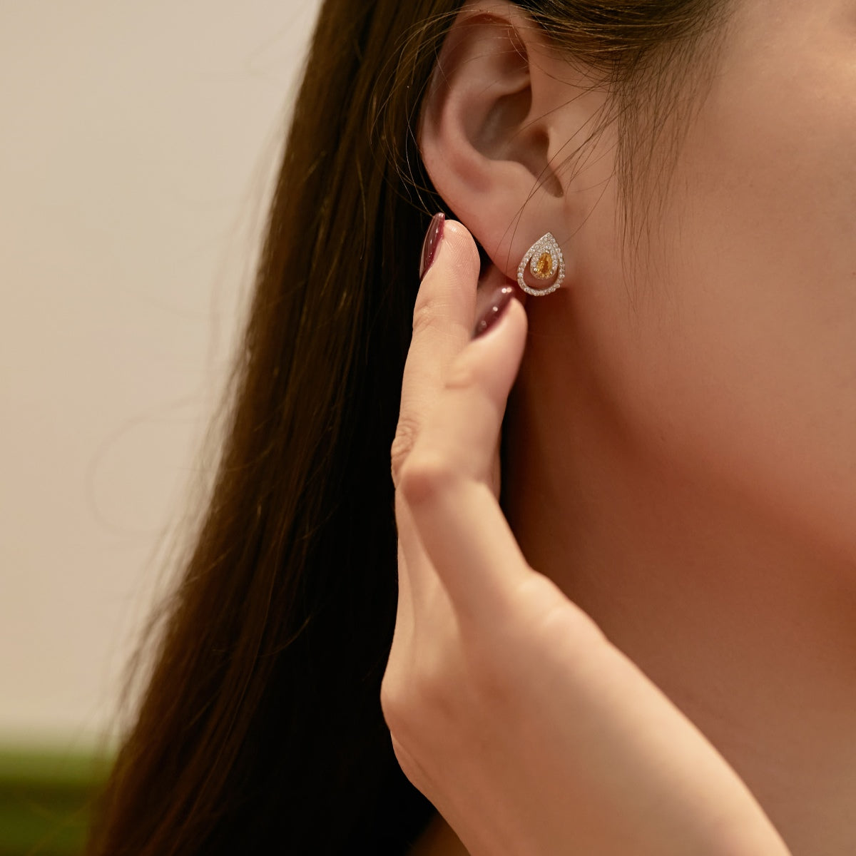 [Violet JW]Sparkling Delicate Water Drop Shape Daily Earrings