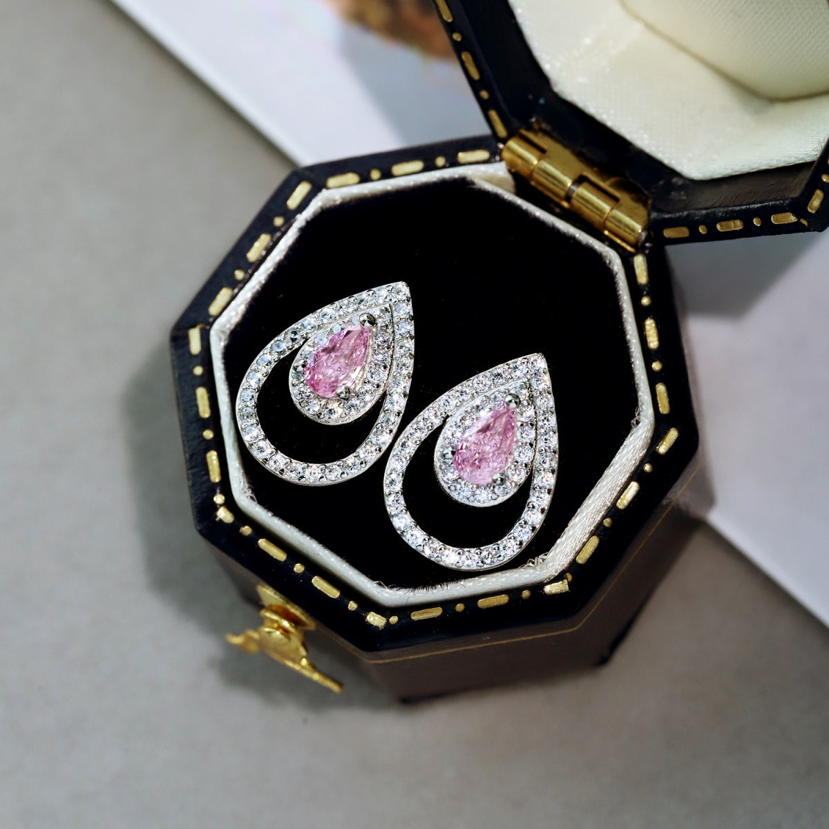 [Violet JW]Sparkling Delicate Water Drop Shape Daily Earrings