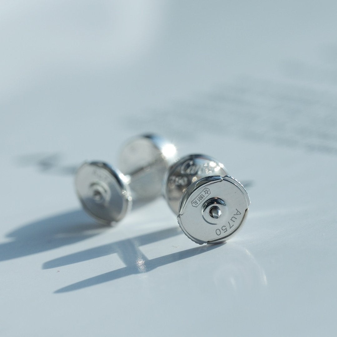 [Everoly JW]LOVE EARRINGS SILVER 10MM