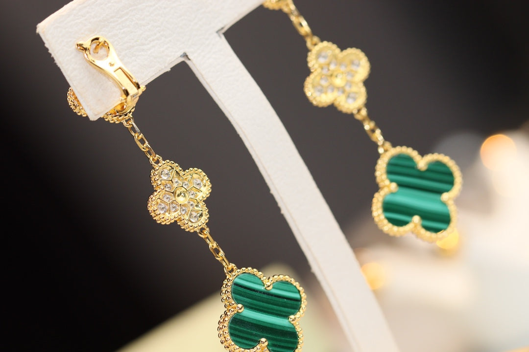 [Everoly JW]CLOVER EARRINGS GOLD MALACHITE DIAMOND 3 MOTIF