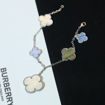 [Everoly JW]CLOVER BRACELET 5 MOTIFS MOP CHALCEDONY SILVER