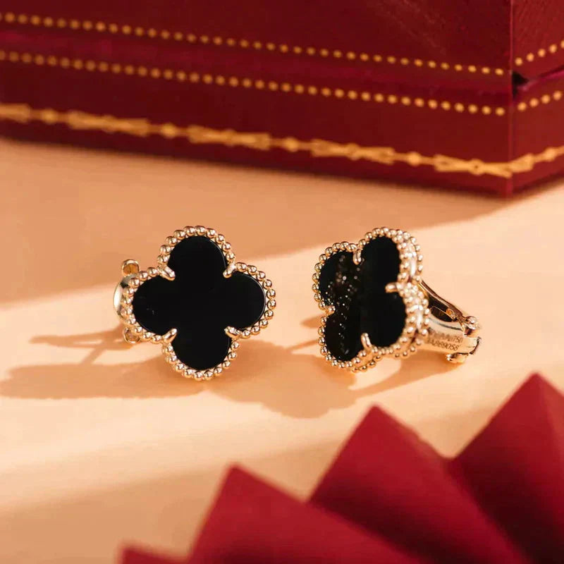 [Everoly JW]CLOVER MEDIUM 1 MOTIFS  ONYX STUD EARRINGS