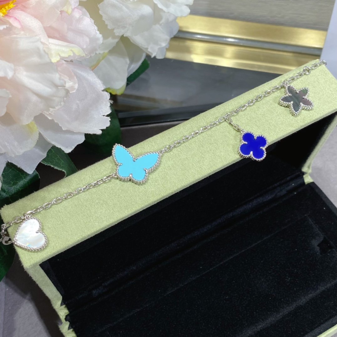 [Everoly JW]LUCKY SPRING SILVER BRACELET 4 MOTIF