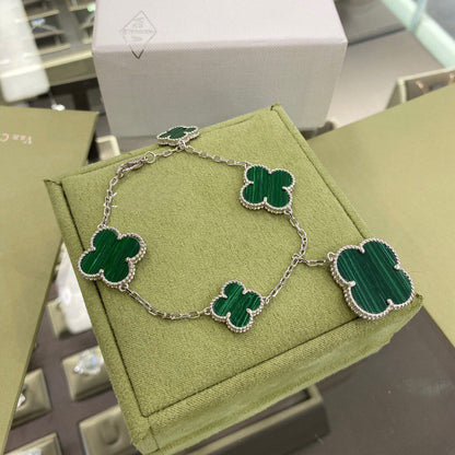 [Everoly JW]CLOVER 5 MOTIFS SIVLER MALACHITE BRACELET
