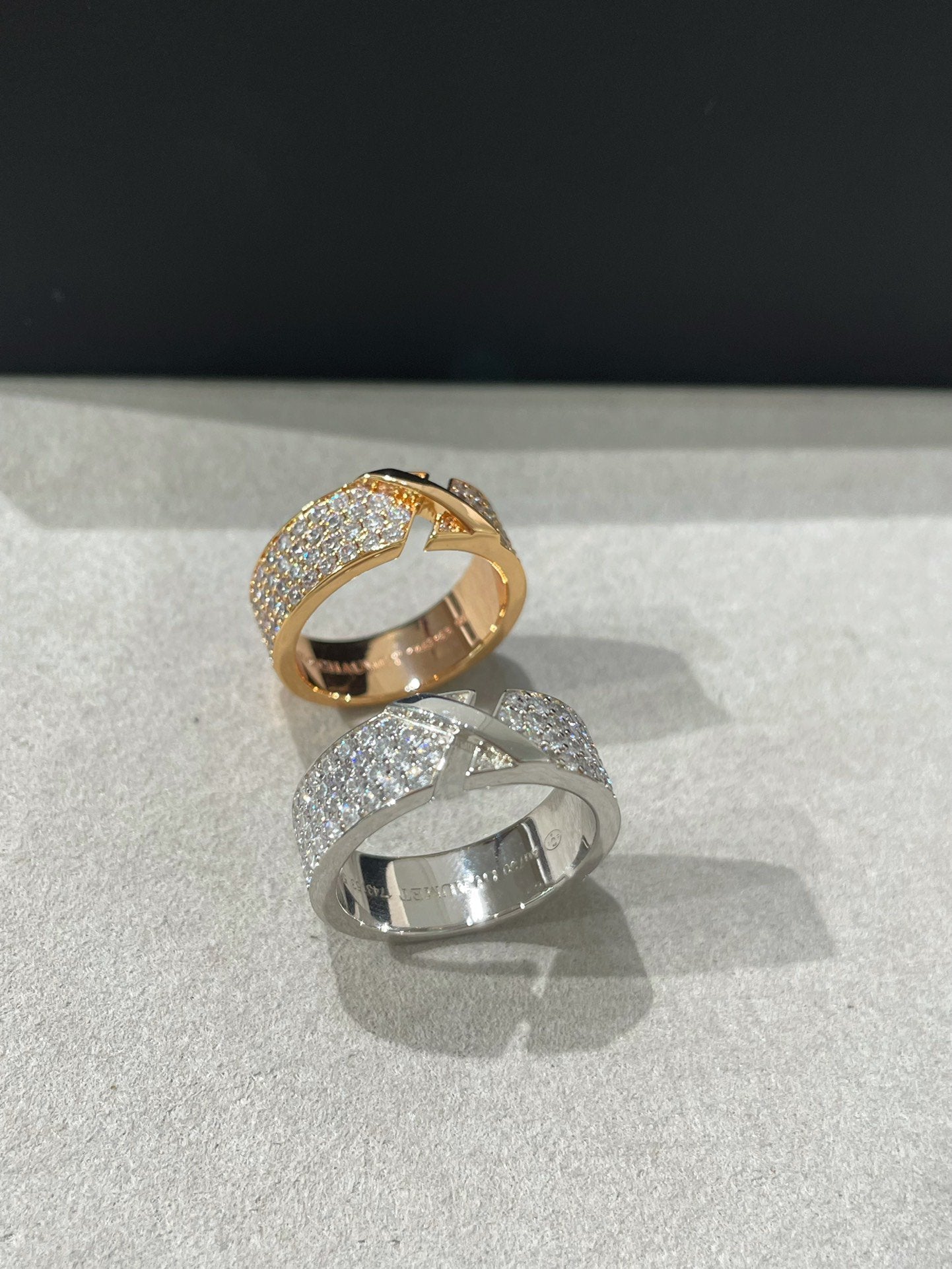 [Everoly JW]LIENS EVIDENCE  DIAMOND PAVED RING