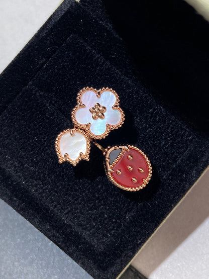 [Everoly JW] RING AUS ROSÉGOLD MIT GLÜCKSMOTIV „3“