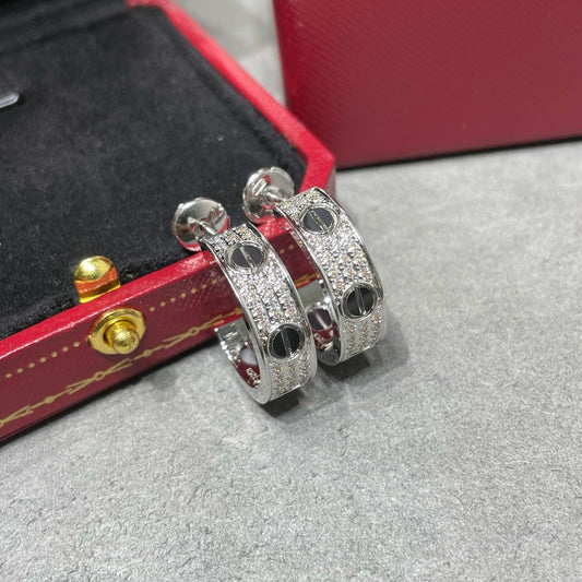 [Everoly JW]LOVE CERAMIC DIAMOND PAVED SILVER EARRINGS