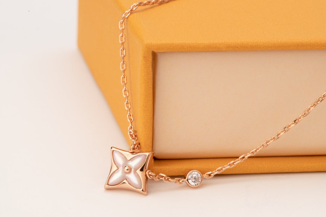 [Everoly JW]STAR PINK MOP 1 DIAMOND PINK GOLD NECKLACE
