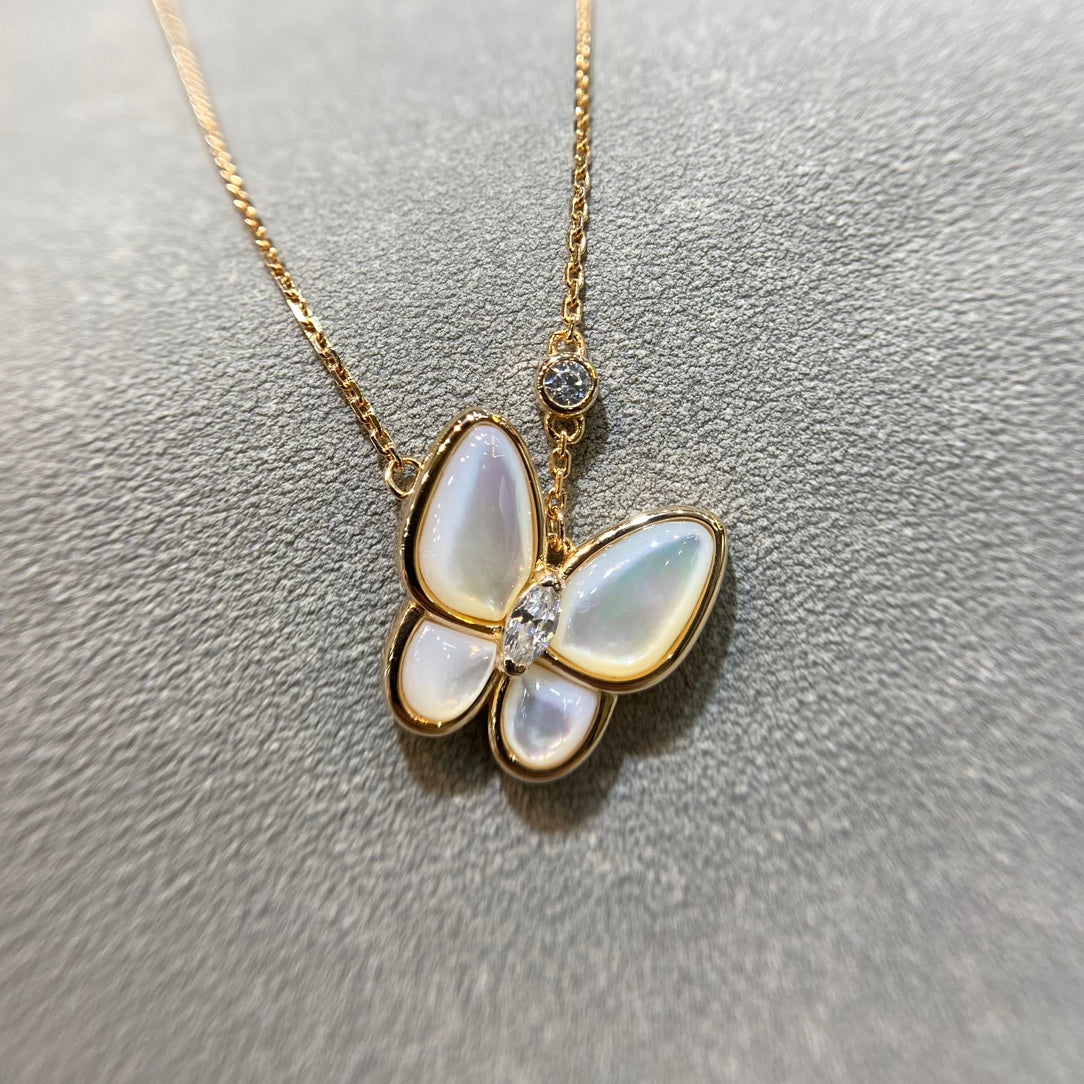 [Everoly JW]BUTTERFLY MOP DIAMOND NECKLACE