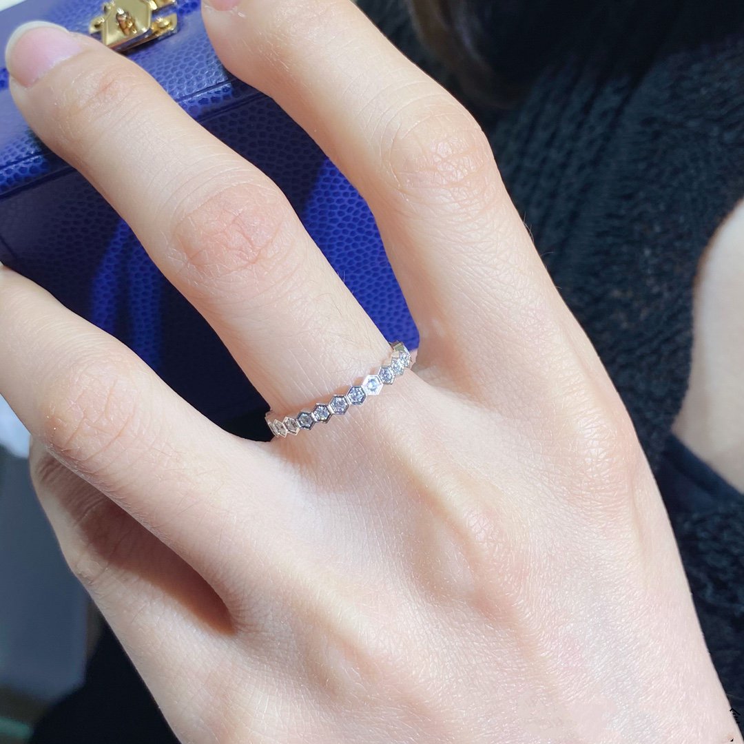 [Everoly JW]BEE LOVE DIAMOND PAVED SMALL RING