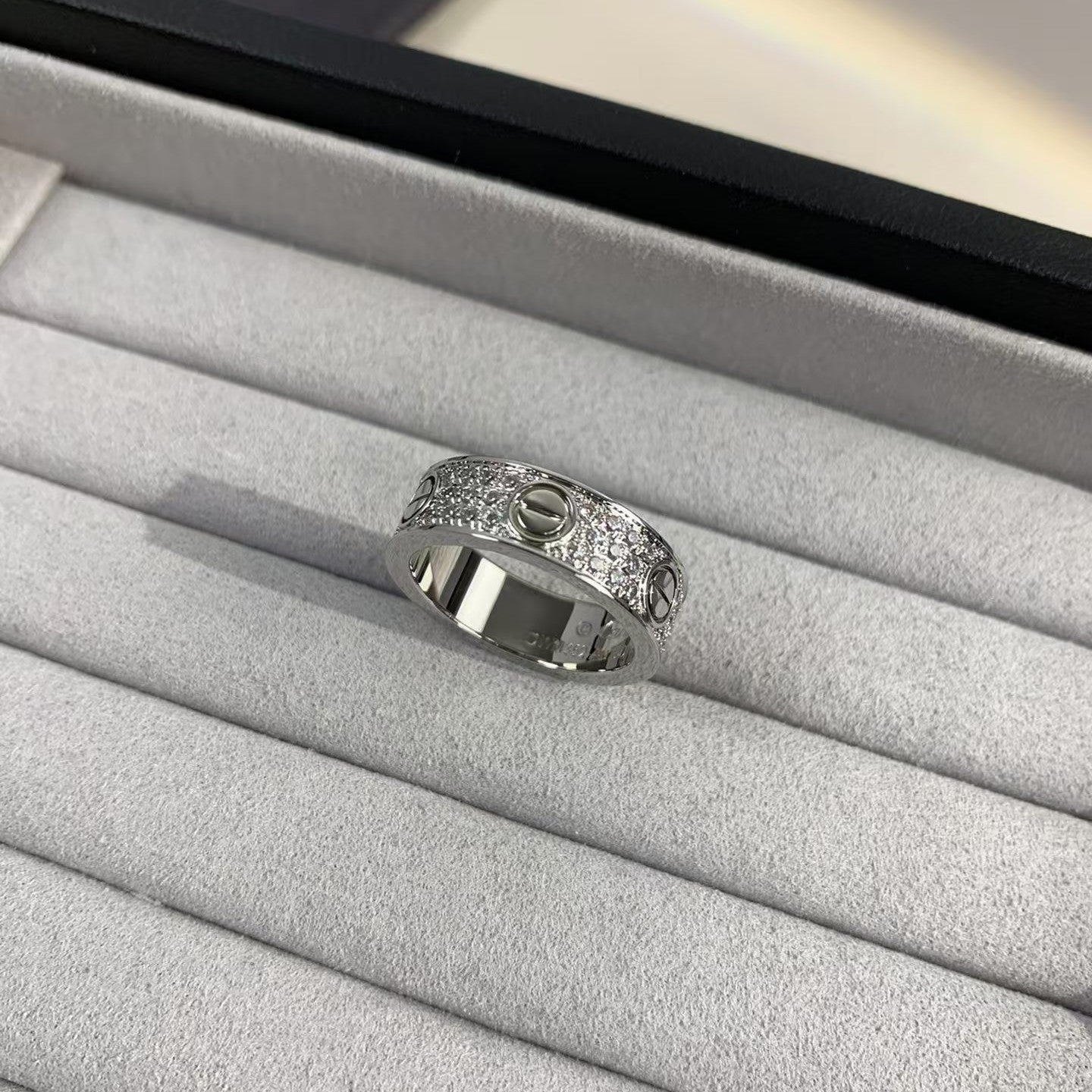 [Everoly JW] Liebesring 5,5 mm Diamanten gepflastert