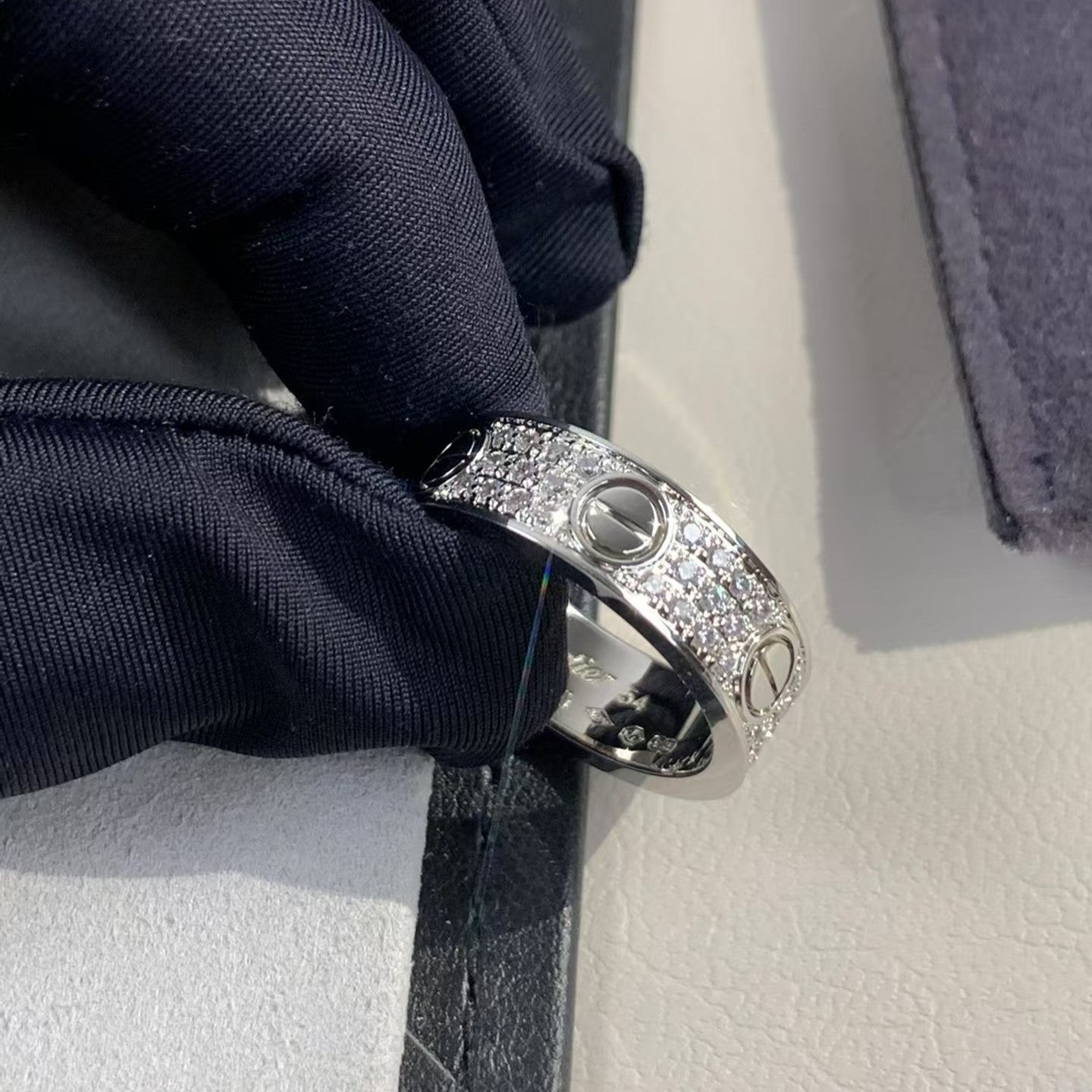 [Everoly JW] Liebesring 5,5 mm Diamanten gepflastert