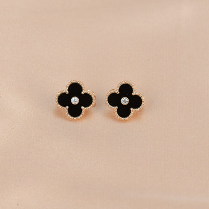 [Everoly JW]CLOVER MEDIUM 1 MOTIFS ONYX DIAMOND EARRINGS