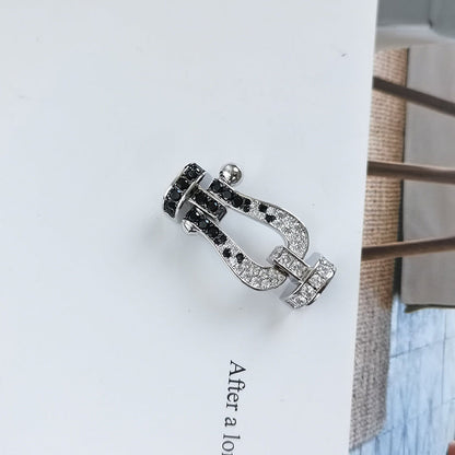 [Everoly JW]FORCE GROSSES HUFEISENARMBAND MIT SCHWARZ-WEISSEN DIAMANTEN UND ROSÉGOLD