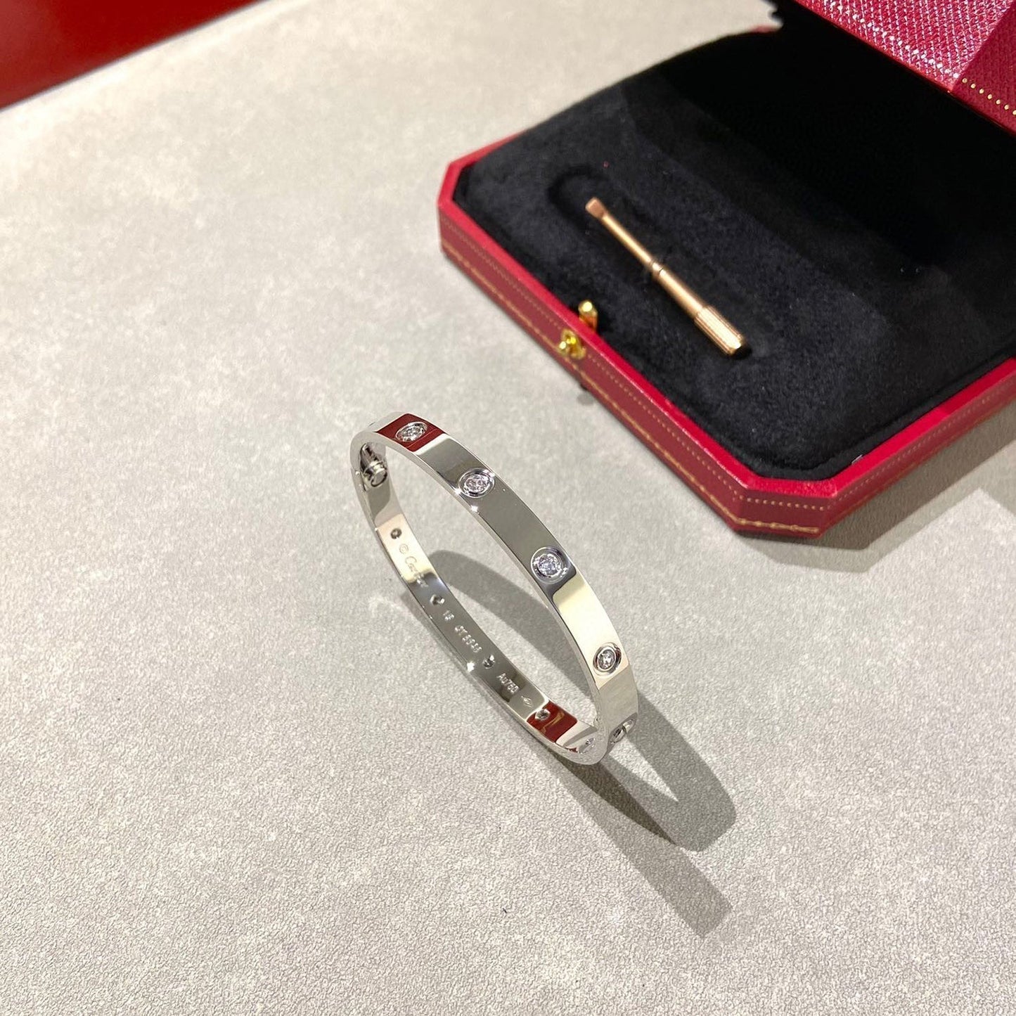 [Everoly JW]LOVE BRACELET 6.1MM 10 DIAMONDS