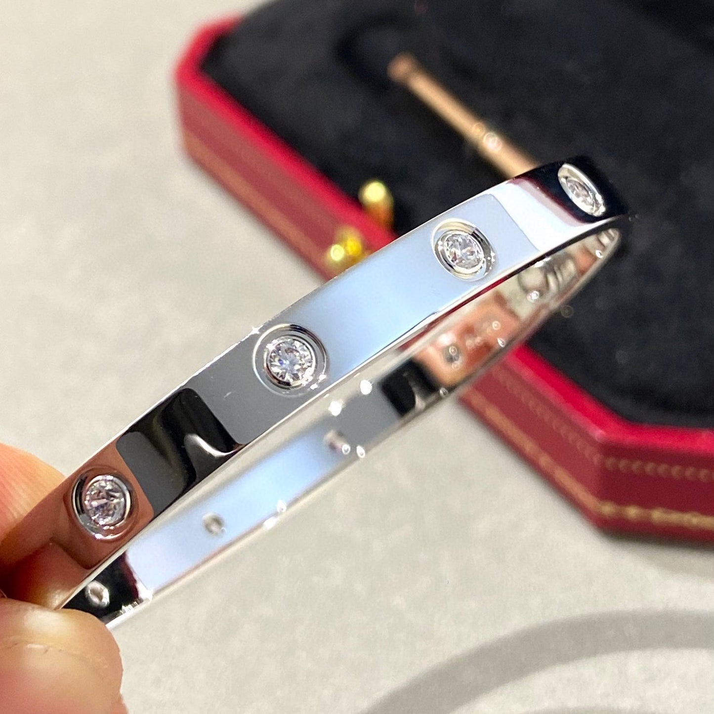[Everoly JW]LOVE BRACELET 6.1MM 10 DIAMONDS