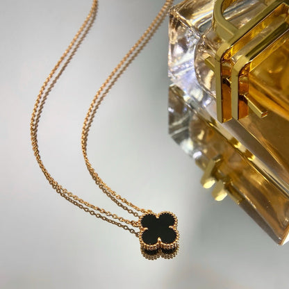 [Everoly JW]CLOVER 15MM BLACK ONYX SINGLE FLOWER NECKLACE