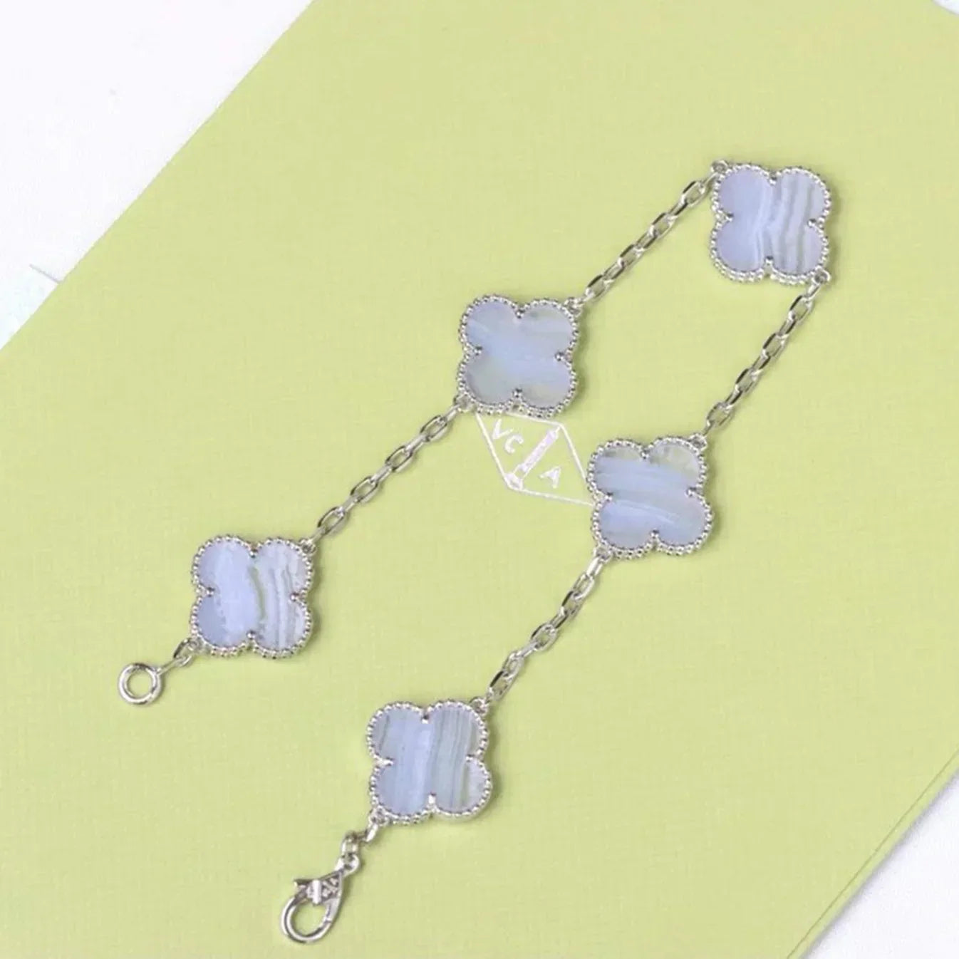 [Everoly JW]  CLOVER 5 MOTIF PURPLE CHALCEDONY BRACELET COLLECTION