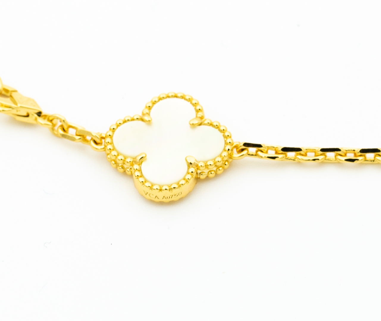 [Everoly JW]CLOVER BRACELET 5 MOTIFS ONYX MOP
