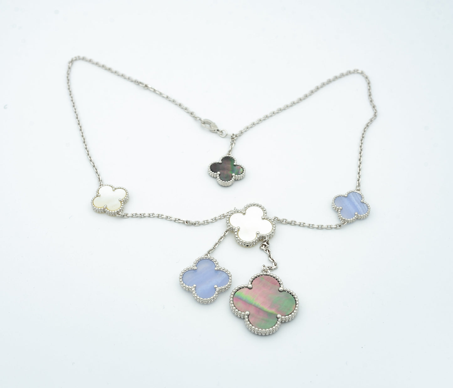[Everoly JW]CLOVER MOP CHALCEDON HALSKETTE SILBER 6 MOTIV 