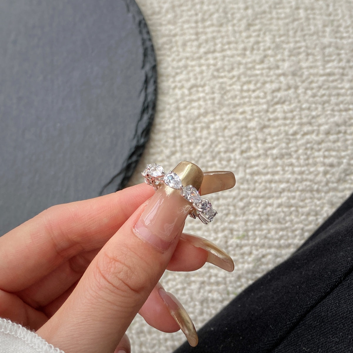 [Violet JW]Exquisite Pear Cut Tennis Ring