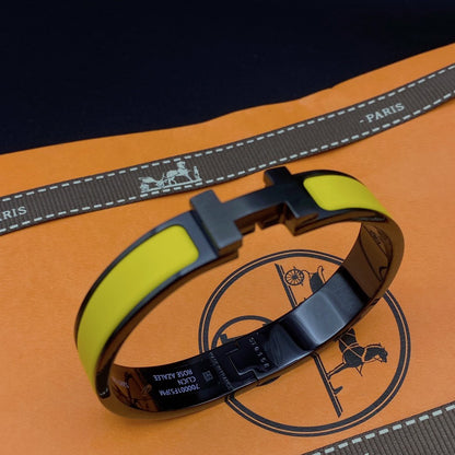 [Everoly JW]CLIC HM SO BLACK YELLOW BRACELET