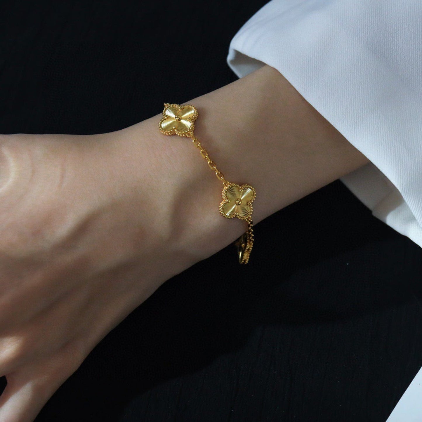 [Violet JW]CLOVER 5 FLOWERS LASER BRACELET